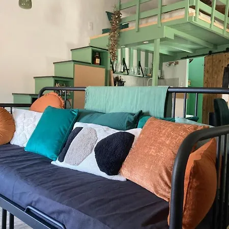 Studio Refait A Neuf Coeur D'uzes ユゼ